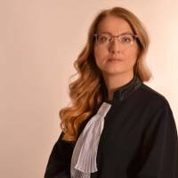 Юлия Николова